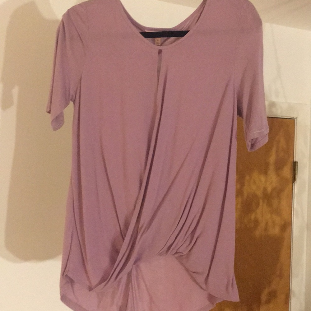 Cross-front Top